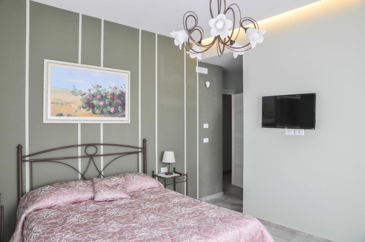 La Casa Dell'Alloro 제프라나에트니아 외부 사진