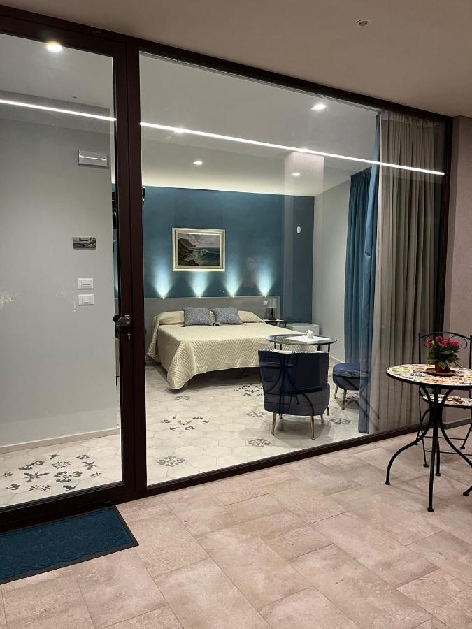 La Casa Dell'Alloro 제프라나에트니아 외부 사진
