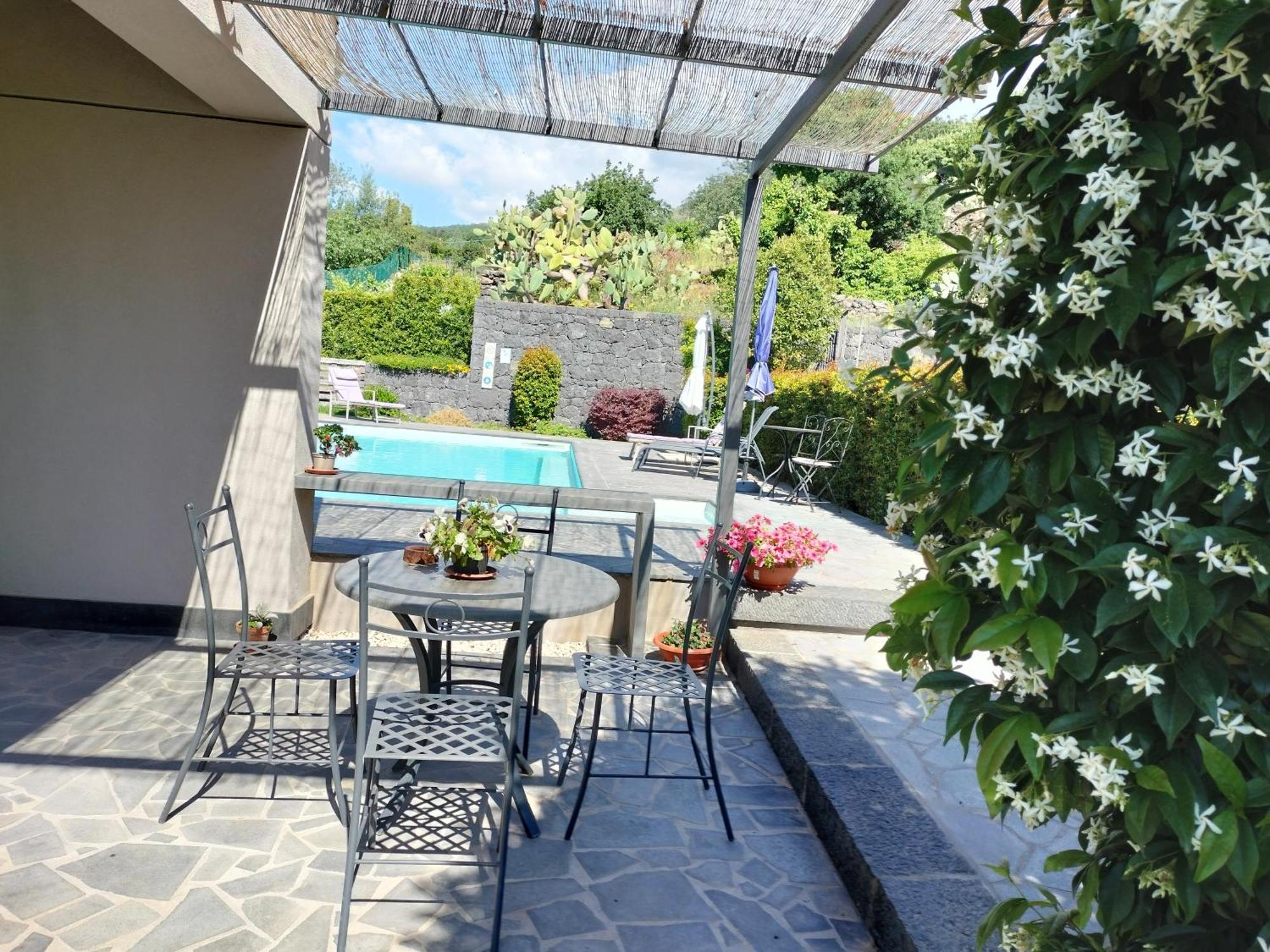 La Casa Dell'Alloro 제프라나에트니아 외부 사진